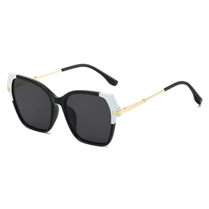Dames Mode Vierkant Groot Frame Zonnebril Metalen Pootjes UV400 Zonbescherming Trendy Vlinder Brillen Veelzijdige Zonnebril
