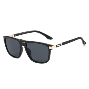 Polarized ultra-light metal sunglasses with square frame and UV400 protection for driving