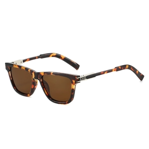 Occhiali Da Sole Quadrati Retro Moda Montatura PC Protezione UV400 Cerniera Metallica Hiphop Unisex All Aperto