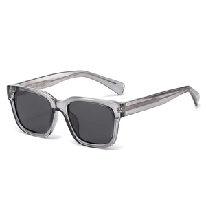 Square Polarized Sunglasses Men Women UV400 Protection PC Metal Frame Retro Fashion Driving Outdoor Eyewear