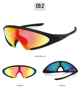 Detailed multi-angle views of aerodynamic cycling sunglasses with gradient mirror lenses
