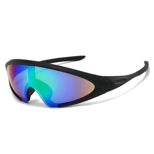 Outdoor sports cycling sunglasses with matte black frame and colorful gradient lens