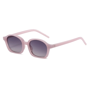 Rosafarbene ovale Sonnenbrille mit lila Verlaufsgläsern und silbernen Metallnieten
