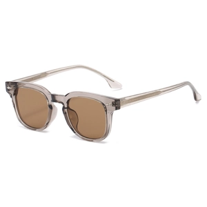 Lunettes de soleil carrées TR90 avec monture grise translucide et verres teintés