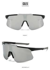 Vues de face et à 45 degrés de lunettes de soleil de sport avec verres miroirs argentés
