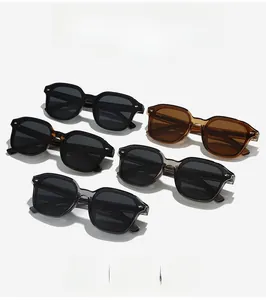 Detailed row of vintage rectangular polarized sunglasses in five trendy colors and finishes