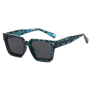 Fashion Square Sunglasses UV400 Protection Vintage PC Frame Sun Glasses For Men Women Trendy Travel Eyewear
