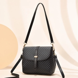 Piccola borsa a tracolla da donna con stampa a stelle grigie e chiusura dorata