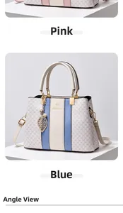 Détail du sac à main chic en cuir PU avec imprimé floral et élégant pendentif feuille
