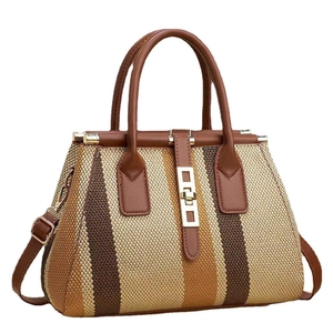 Sac fourre-tout tissé chic avec rayures contrastées et anses en cuir marron
