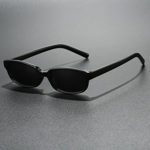 Klassische quadratische Polarisierte Sonnenbrille in glänzendem Schwarz