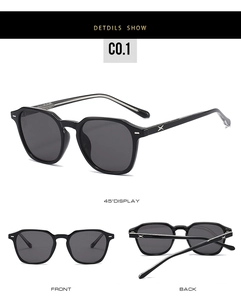 Vues détaillées de lunettes de soleil noires avec logo étoile sur la branche