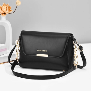 Women Underarm Shoulder Bag PU Leather Square Crossbody Purse With Acrylic Metal Chain Strap Minimalist Fashion Design