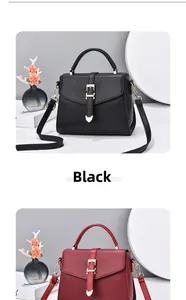 Vue verticale de sacs à bandoulière en cuir noir et bordeaux avec boucles métalliques en cœur