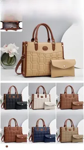 Detailed grid showing quilted tote bag colors and dimensions with matching card holder