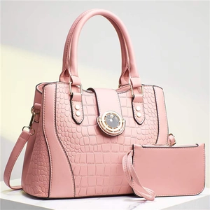 Crocodile Embossed PU Leather Handbag Crossbody Bag And Pouch Star Moon Metal Lock Large Capacity Elegant For Women