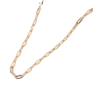 Collier minimaliste à maillons trombones dorés avec un design élégant de boucles rectangulaires