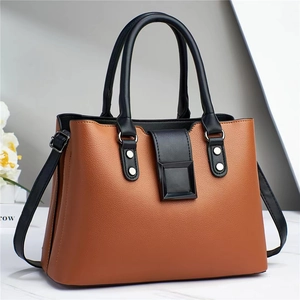 Grand sac cabas bicolore avec texture cuir de litchi et bandoulière réglable pratique