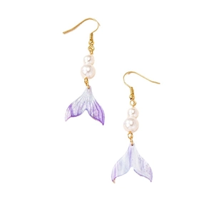 Boucles d'oreilles perles dorées avec pendentifs queue de sirène violet dégradé