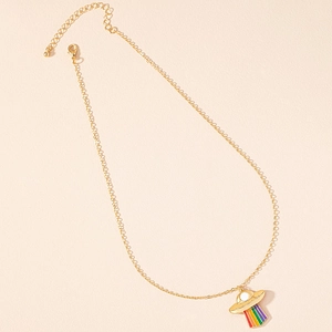 Goldene UFO-Halskette mit buntem Regenbogen-Lichtstrahl-Anhänger für Damen