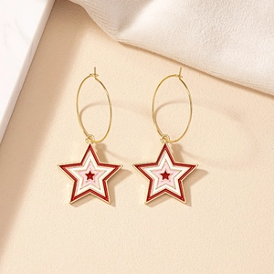 Chic triple-layered red pink white star drop earrings in polished gold plating