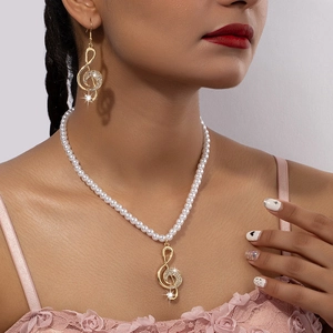 Parure de bijoux note de musique avec collier de perles et boucles d'oreilles strass
