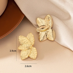 Golden alloy floral textured petal earrings, minimalist asymmetric design, 3.9cm height