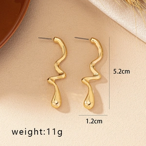 Golden irregular wavy long drop earrings with streamline design and waterdrop shape