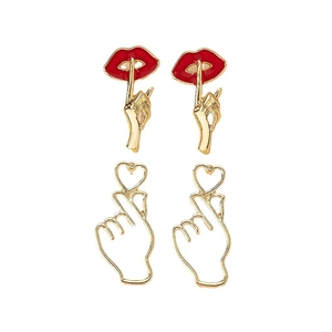 Fashionable red lip and finger heart stud earrings set in polished gold finish