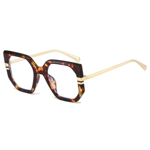 2025 trendy oversized tortoiseshell geometric glasses with gold metal temples