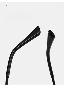 Detail of curved temples on vintage round sunglasses for ergonomic and comfortable wear