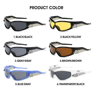 Matrice montrant six variantes de couleurs de lunettes de soleil sport 2025 avec décor ondulé
