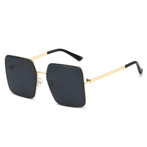 Square Frame Sunglasses Large Metal Frame Fashion UV400 Protection Vintage Ins Style Eyewear For Men Women