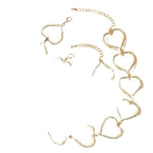 Conjunto de collar y pulsera dorados con eslabones en forma de corazón minimalistas