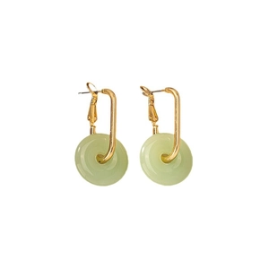Orecchini a U dorati minimalisti con pendenti ad anello in finta giada verde chiaro