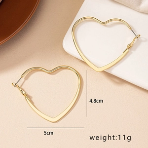 Boucles d'oreilles créoles cœur dorées pour femme, largeur 5 cm, style urbain chic