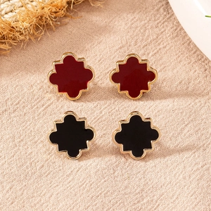 Geometric Flower Stud Earrings Zinc Alloy Enamel Drip Oil French Retro Style Gold Edged Versatile Accessories For Women