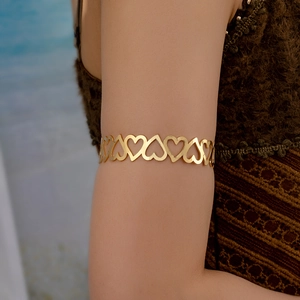 Bracelet De Bras Cœur Évidé Manchette Alliage Minimaliste Ouvert Bijoux Pour Femmes Mode