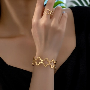 Hollow Clover Flower Bangle And Ring Alloy Gold Plated Adjustable Jewelry For Women Fashion Elegant