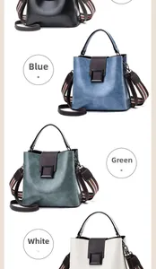 Collection de sacs seaux texturés en bleu, vert, blanc et noir avec sangle rayée