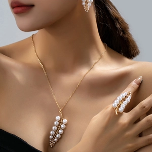 Leaf Artificial Pearl Necklace Earrings Ring Jewelry Set Alloy Gold Plated Elegant Floral Design For Women Summer Vacation Style