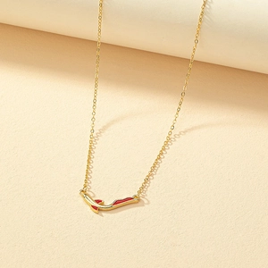 Collier Pendentif Baleine Alliage Émail Rouge Plaqué Or Chaîne Délicate Bijoux De Mode Pour Femmes