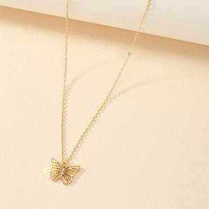 Collana Con Ciondolo A Farfalla Cava Lega Tonalità Oro Gioielli Minimalisti Delicati Accessori Di Moda Per Donne