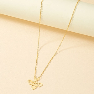 Bee Pendant Necklace Alloy Geometric Hollow Design Minimalist Animal Charm Fashion Jewelry For Women Modern Trendy Style