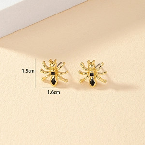 Orecchini a lobo a forma di ragno dorato con smalto nero, dimensioni 1,5 cm x 1,6 cm