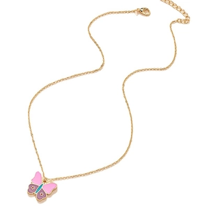 Goldene Schmetterlingshalskette mit rosa-lila Emaille-Flügeln und kleinen Sternenmuster