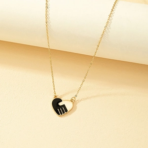 Alloy Heart Enamel Necklace Handshake Design Pendant Gold Color Minimalist Fashion Jewelry For Friendship And Peace