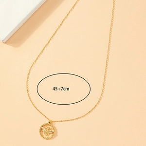 Collier abeille évidée dorée minimaliste avec bordure torsadée et chaîne de 45+7cm
