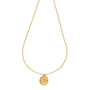 Collier médaille dorée avec pendentif abeille minimaliste sur une fine chaîne polie