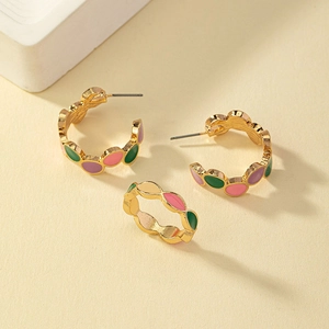 Chic gold-plated C-shape enamel earrings and matching geometric ring set for women